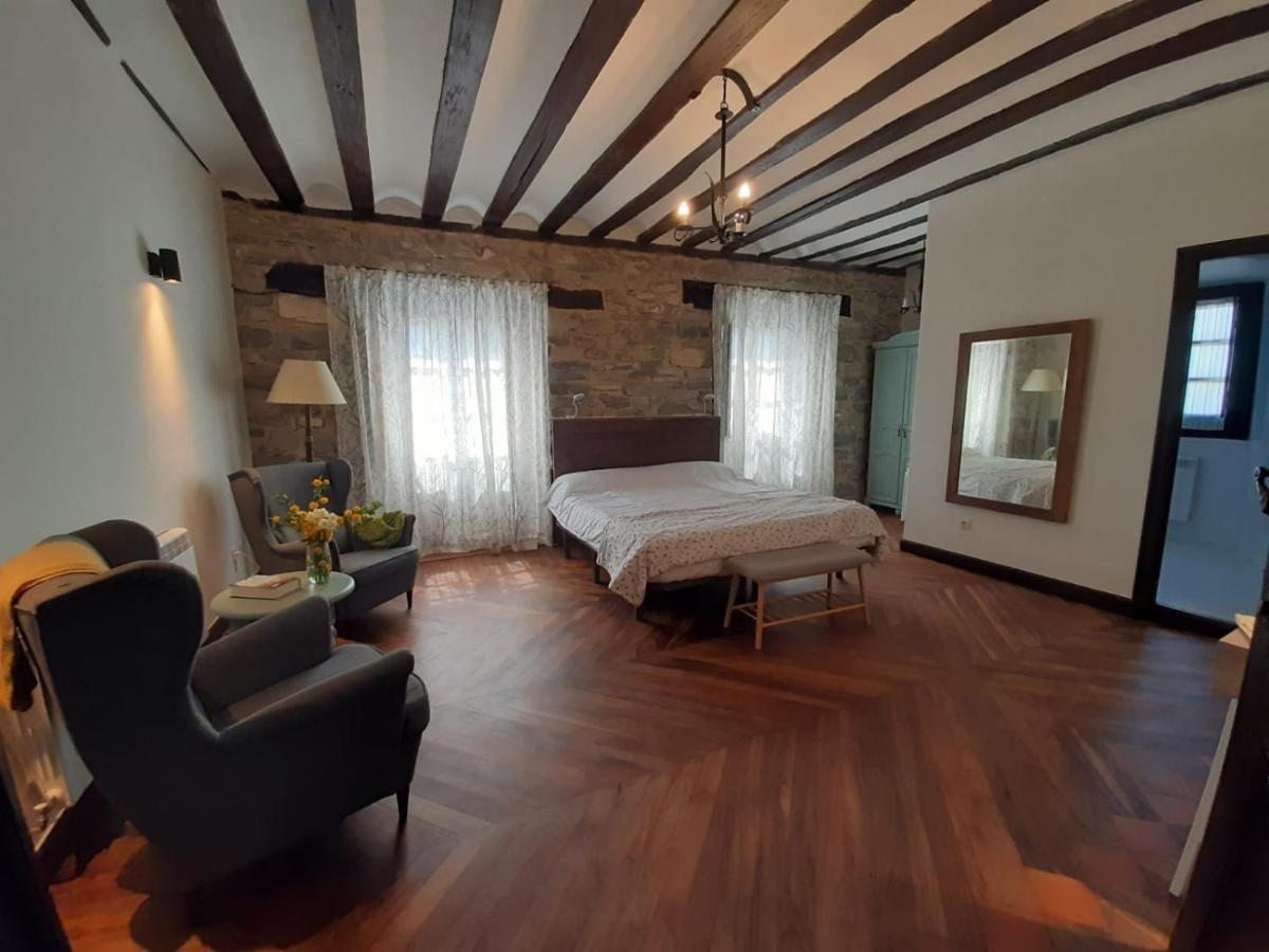 Hotel Dona Lola Izarra Exteriér fotografie