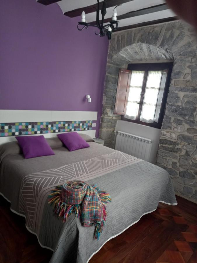 Hotel Dona Lola Izarra Exteriér fotografie